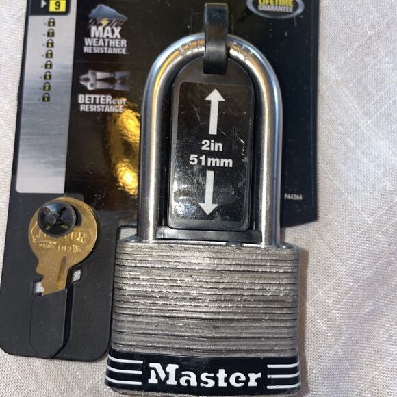 Master‎ Lock 2in Max Weather Stainless Steel Shackle Padlock 2 Keys 5SSKADLH - Picture 4 of 7